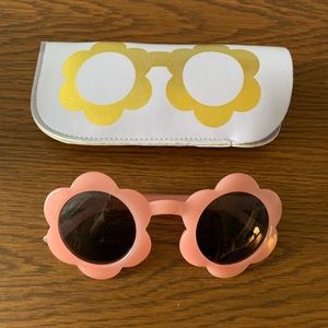 Oui Fresh Pink Daisy Sunnies